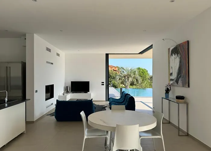 Casa Di Pinarellu * Sainte-Lucie de Porto-Vecchio